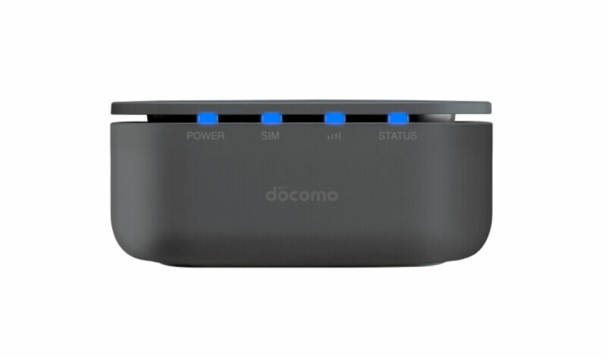 NTTドコモが提供を開始した「homeでんわ」を利用するためのデバイス「HP01」