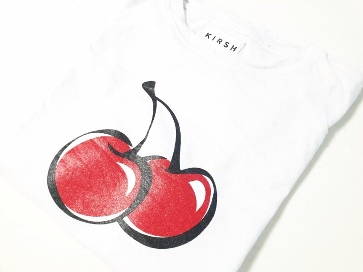KIRSHで人気のチェリーラインのTシャツ。このモチーフがオシャレの証！