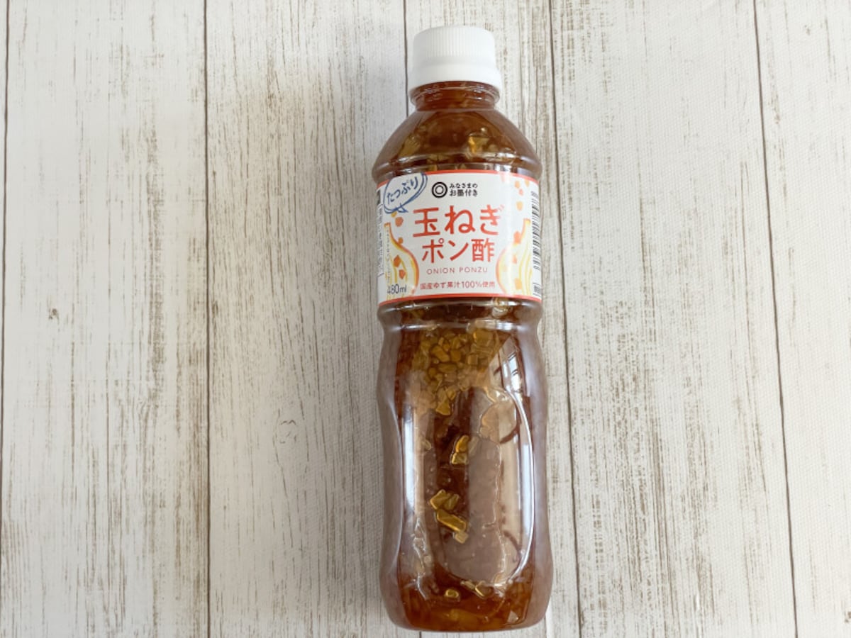 「みなさまのお墨付き たっぷり玉ねぎポン酢」480ml　298円(税込 321円)