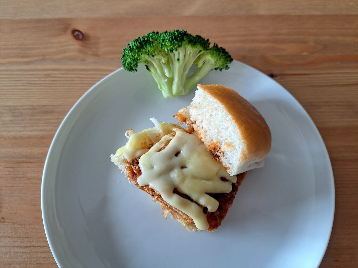 コメダ珈琲の「カツパン」