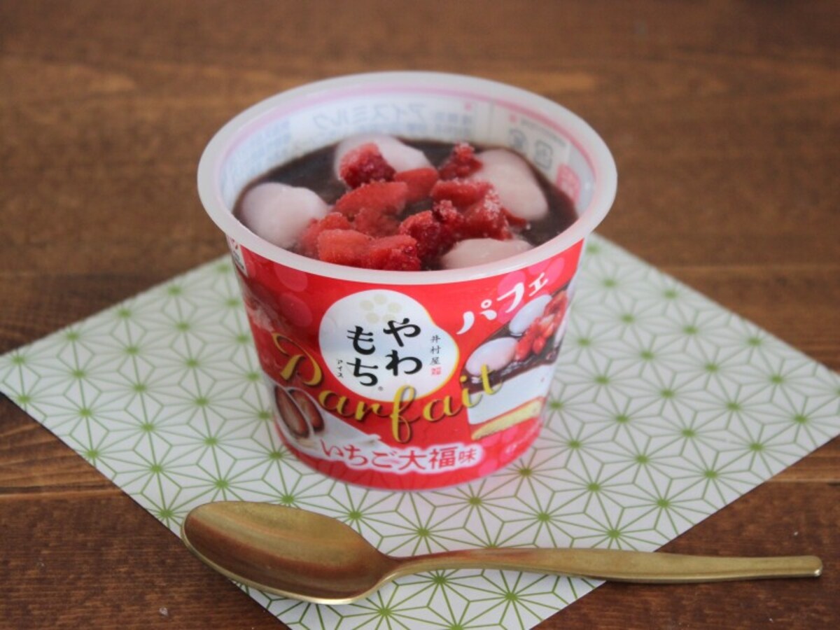 やわもちアイスパフェいちご大福味