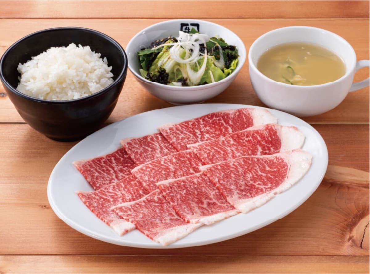 画像引用：牛角食べ放題専門店公式サイト（https://buffet.gyukaku.ne.jp/menu/menu-lunch.php#lunch_teishoku）