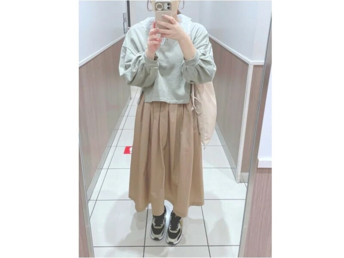 撥水加工のスカートは雨の日でも気軽に着られて便利！　出典：WEAR