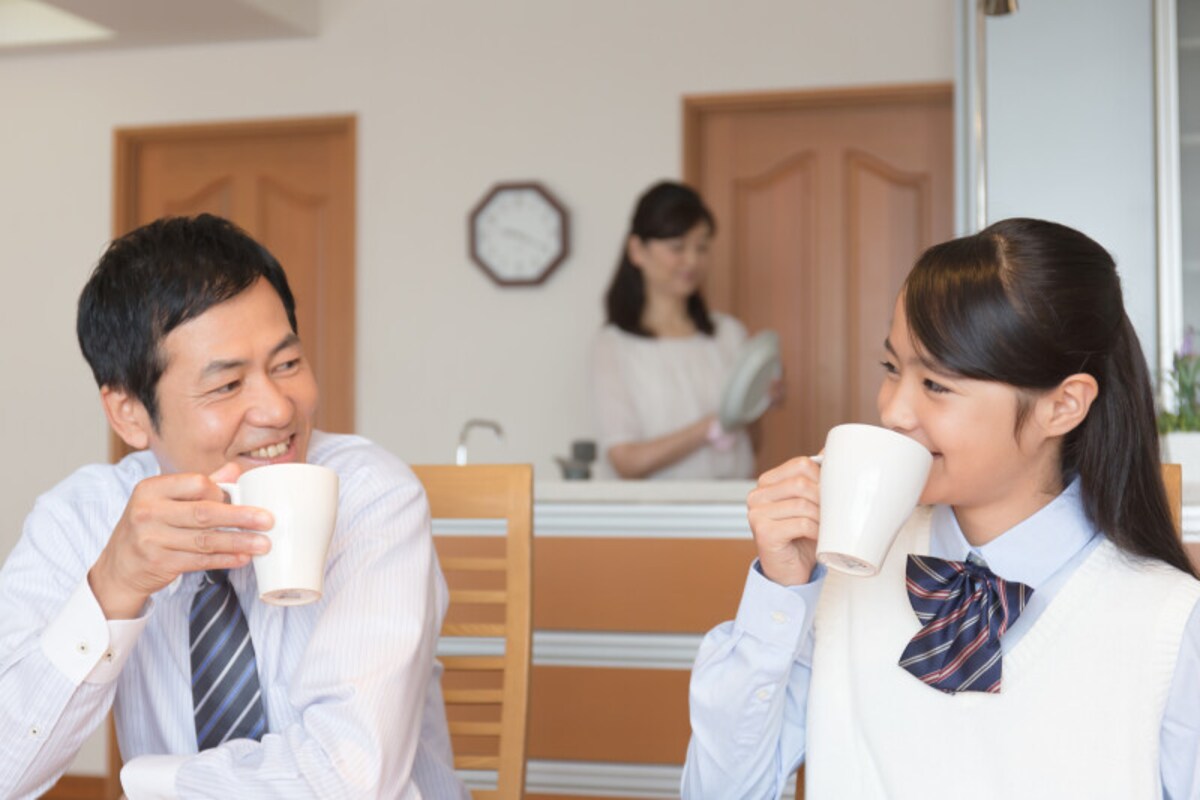 学校や友人のことを親によく話し、「反抗期」の様子が見られない長女