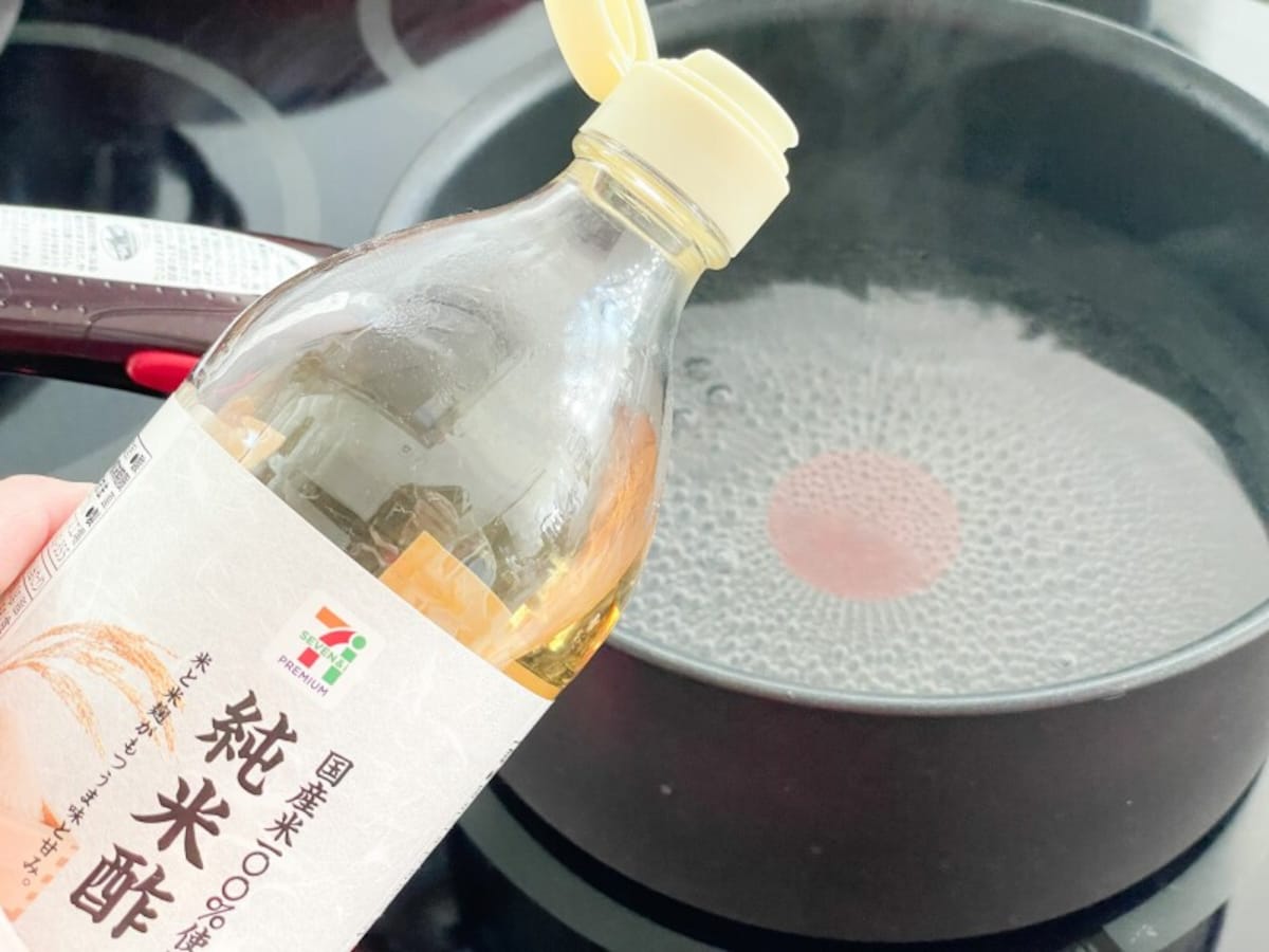 茹で卵にお酢
