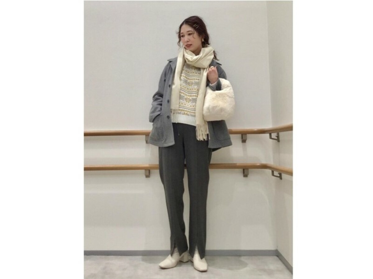 ショートブーツやボリュームスニーカーなど甲の部分が高いシューズとも相性よし　出典：StyleHint
