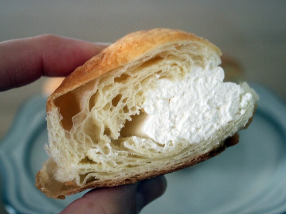 ローソン「MILKスイートクロワッサン」