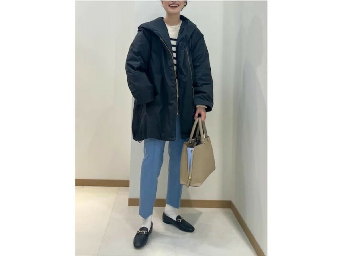 【OKコーデ】ダウンがゆったりならボトムスは細めに、などメリハリも効果的　出典：WEAR