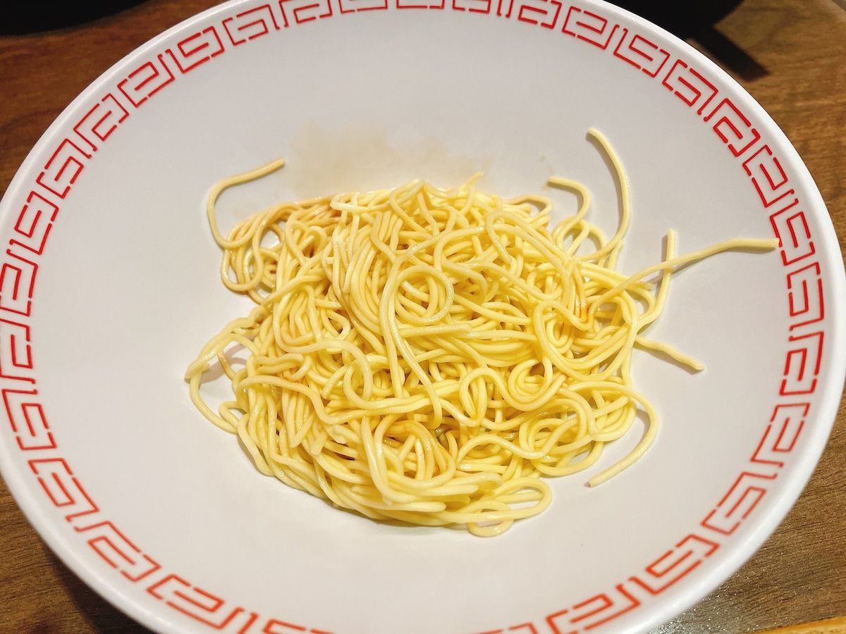 替え玉はラーメンだし入りで提供される