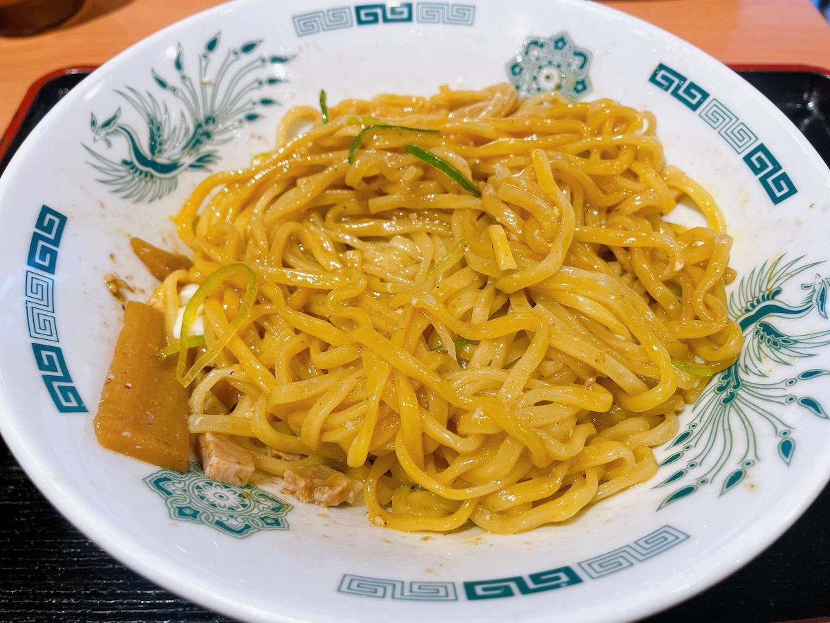 麺とタレ、温泉玉子の絶妙なバランスに感動
