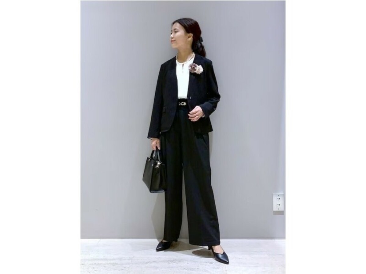 きちんと感もありながら、その後に単品でも使いやすいところが◎　出典：WEAR