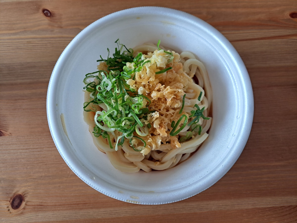 丸亀製麺の「ぶっかけうどん」はテイクアウトOKでコシ◎実食レビュー＆口コミ評価