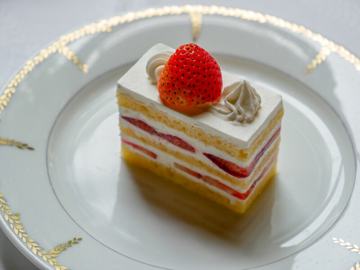 ショートケーキ(テイクアウト税込648円)※イートインは価格が変わります