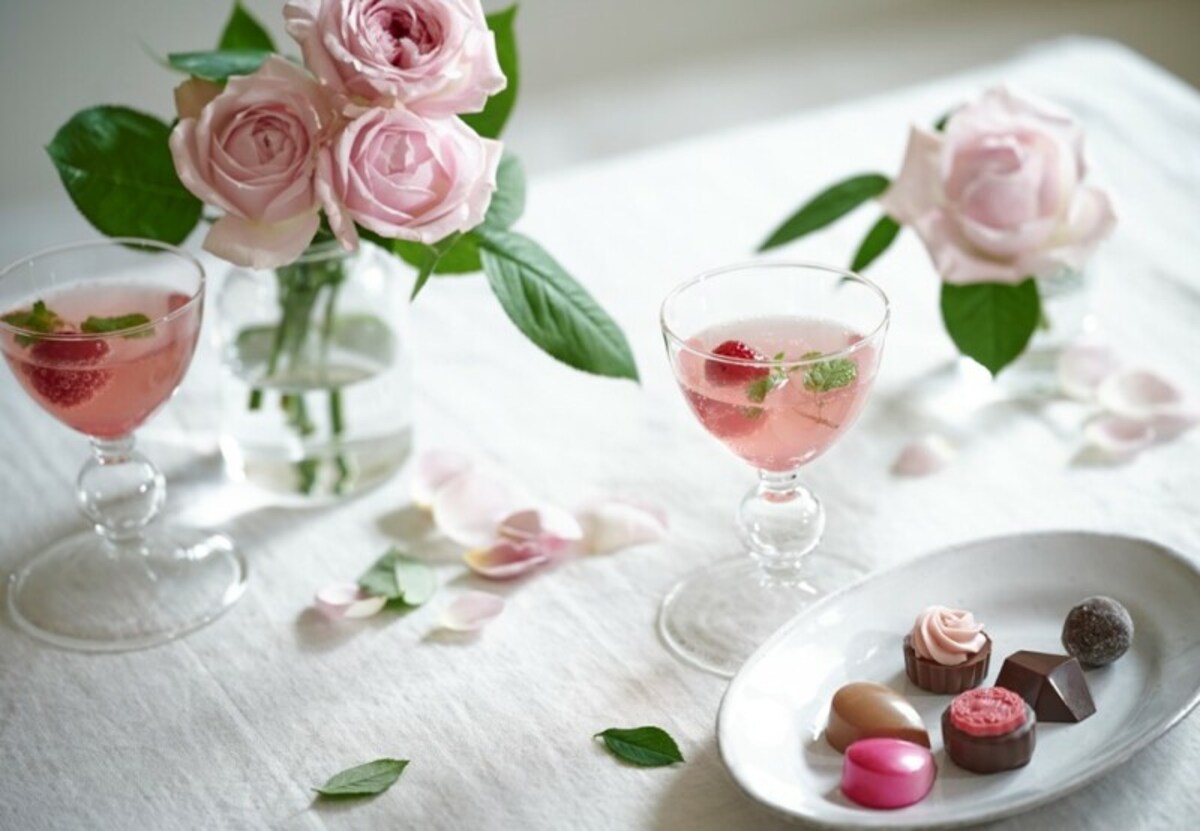 モロゾフ「花と酒とチョコレート」