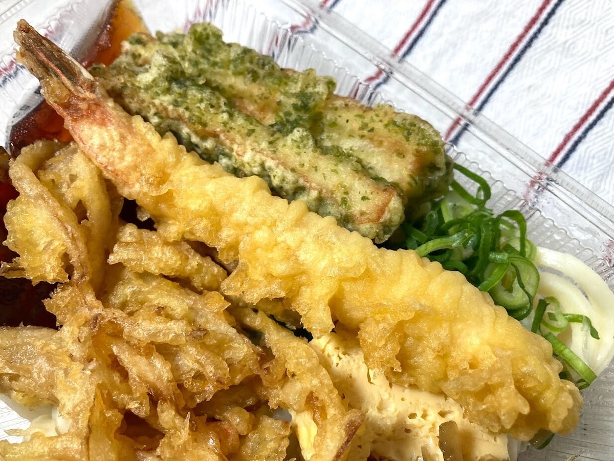 えび天は1尾180円（税込）