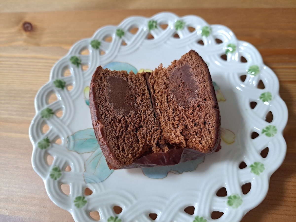 業務スーパーの「ダブルチョコマフィン」