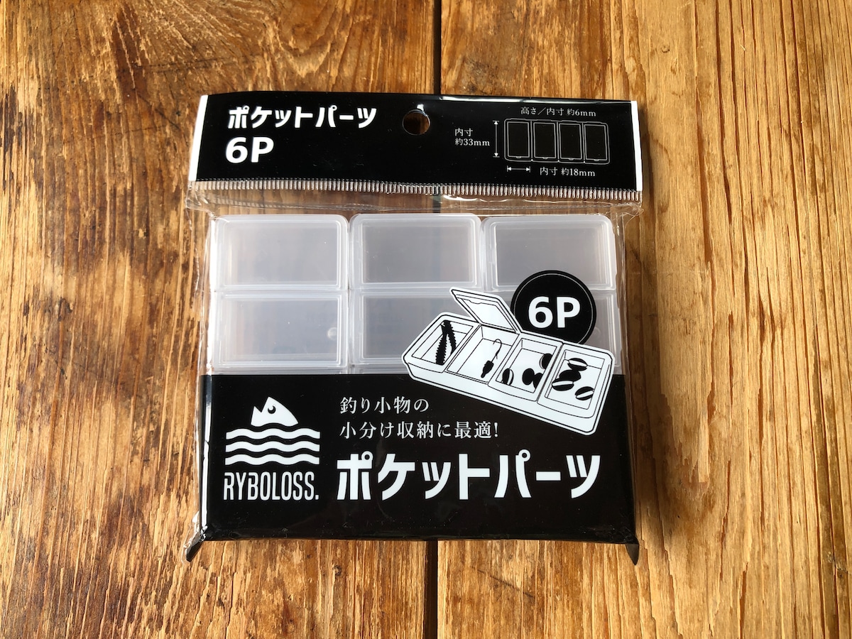 ダイソーで買える「リボロス　ポケットパーツ6P」