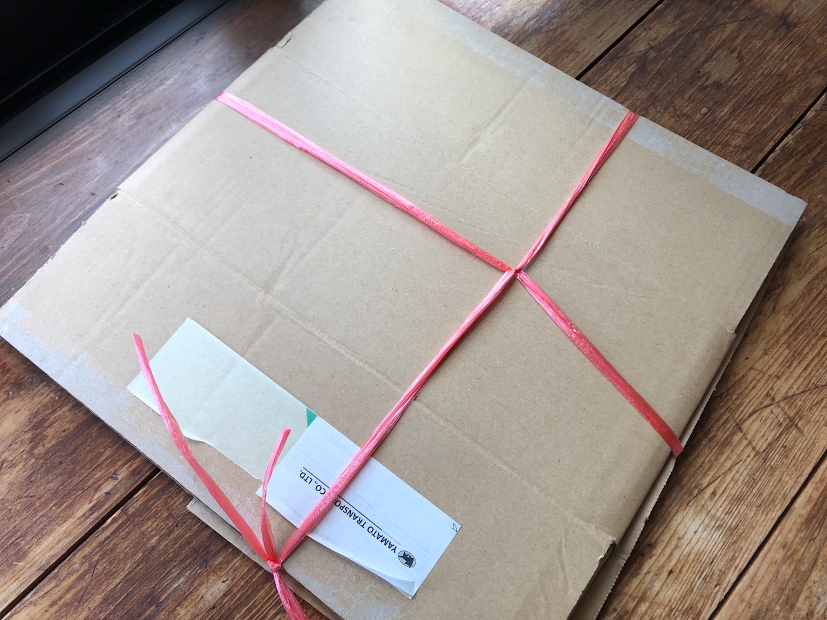 ダイソーの「荷造りひも（カラー）」は目立つ