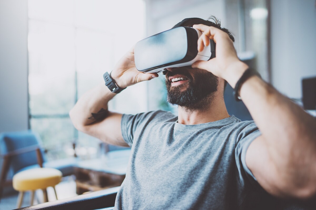 おすすめのVRゴーグルをご紹介
