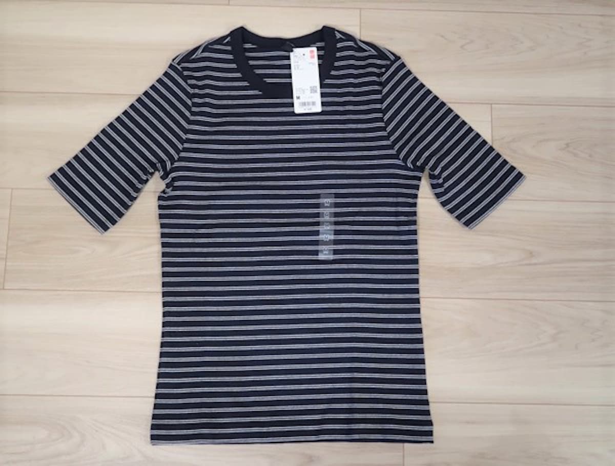 ユニクロ　リブボーダークルーネックT　1500円（税込）※7月31日現在時点