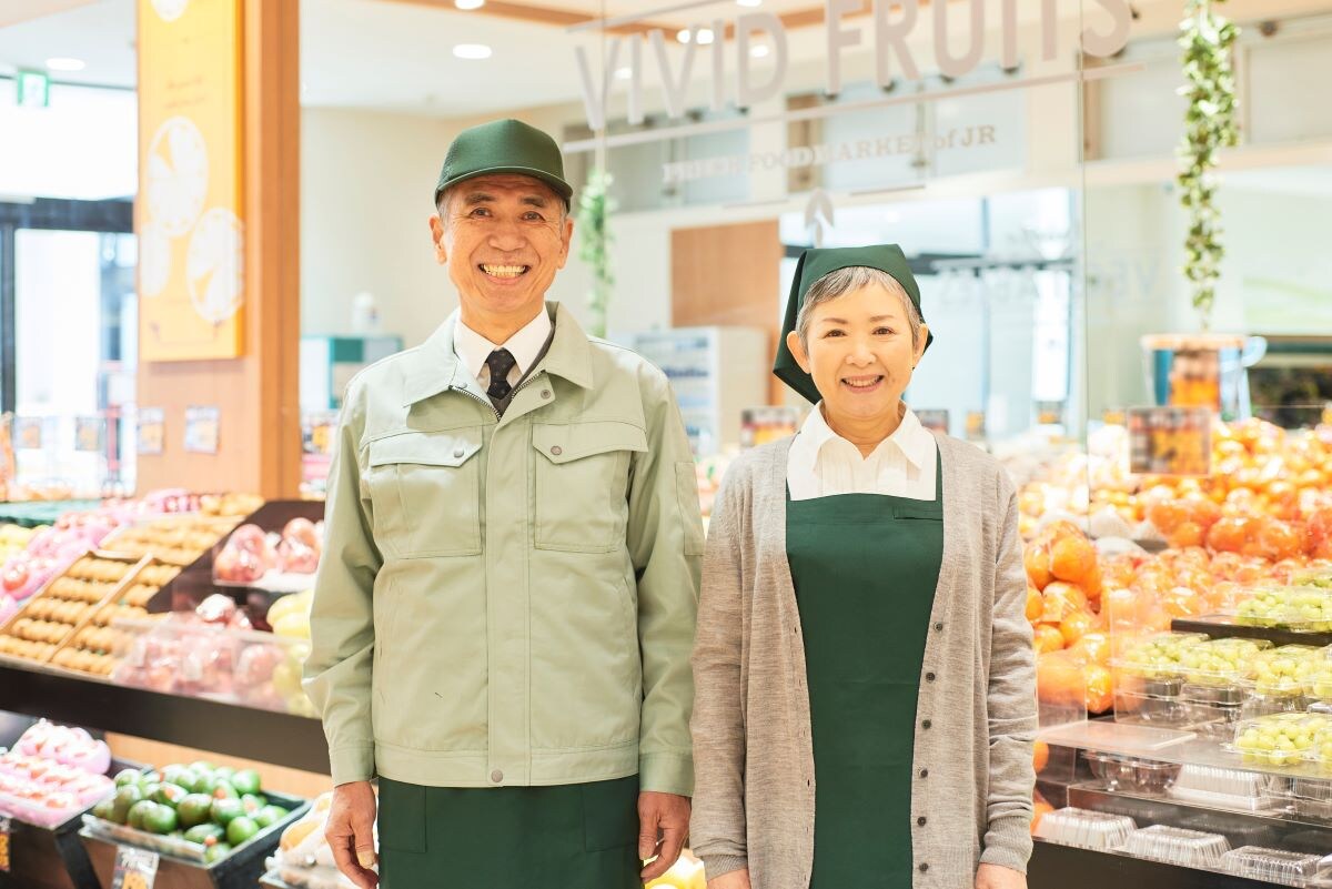 65～69歳の人の就業率や年収ってどのくらい？