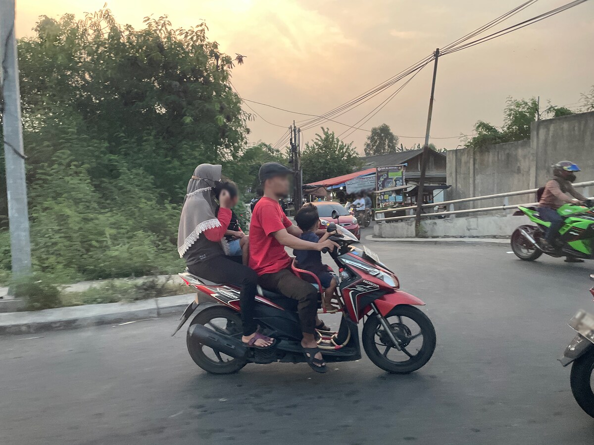 4人乗りバイク