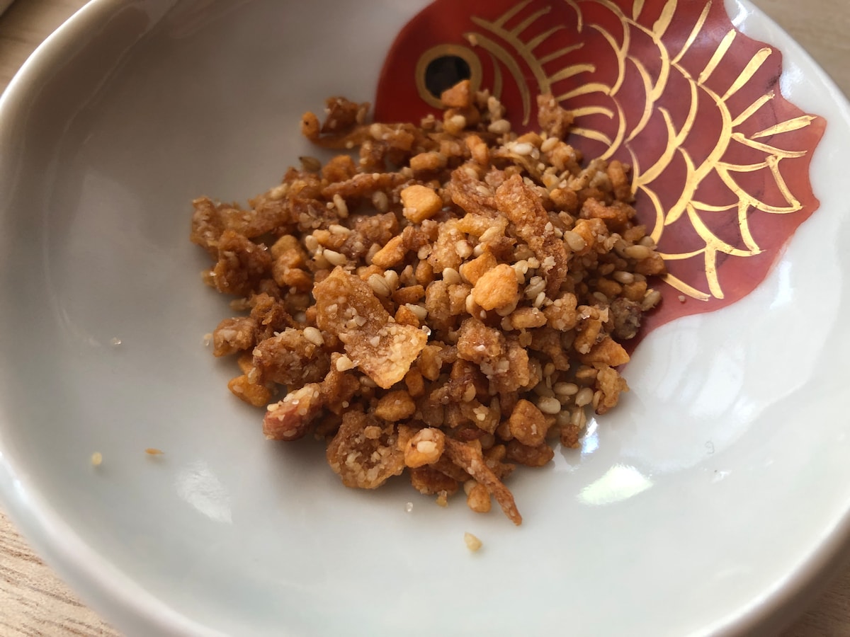 業務スーパーの「ガーリックフレーク」はザクザク食感