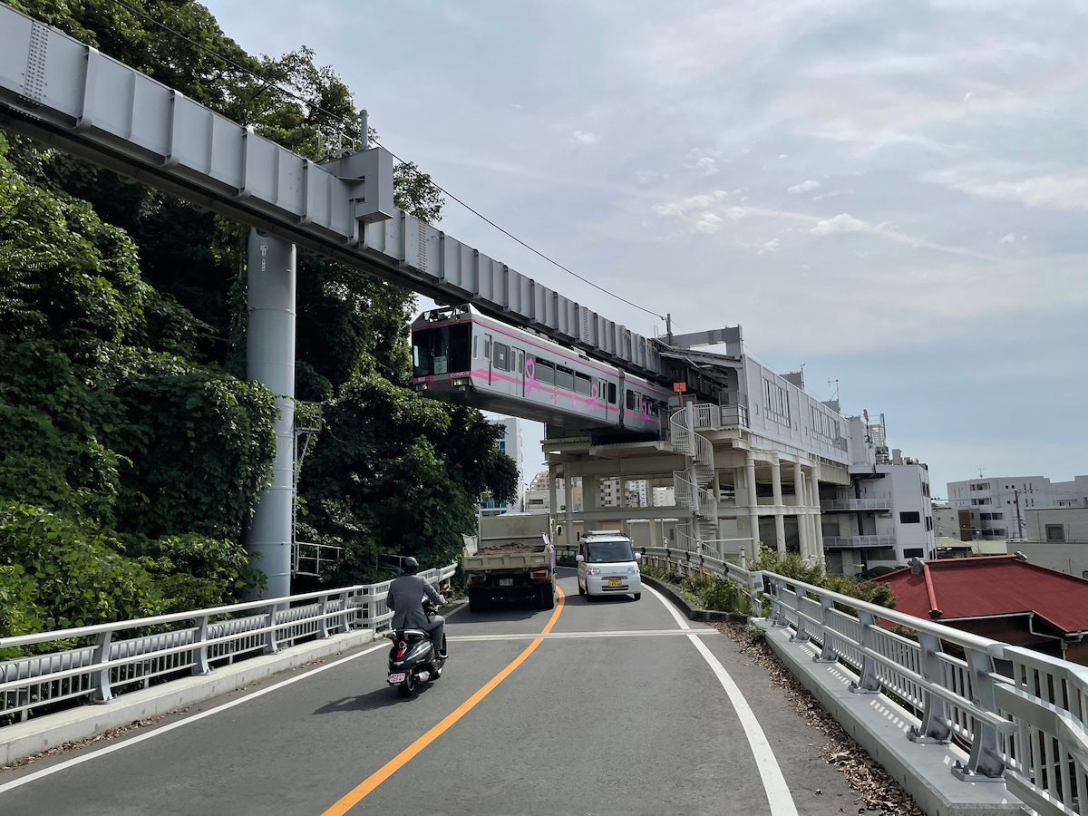 わずか14分で終点の湘南江の島駅に到着