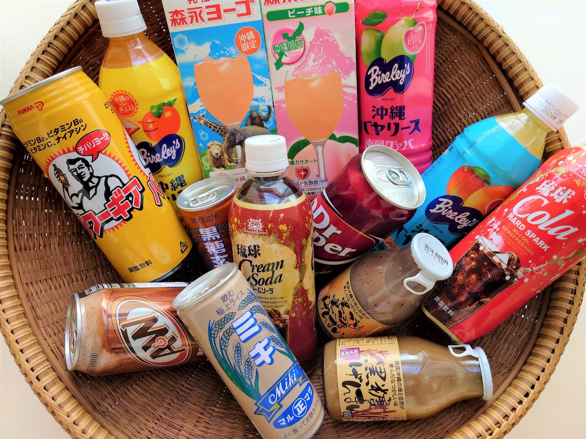 沖縄にご当地ドリンクが多いのは、複雑な歴史背景や、独自の食文化も関係している