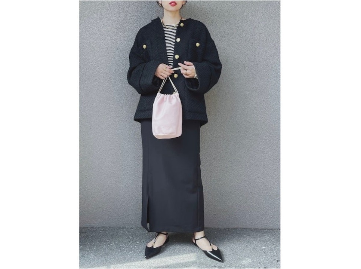 きちんと感のあるツイード素材のアイテムをカジュアルに着るのが今年の旬　出典：WEAR