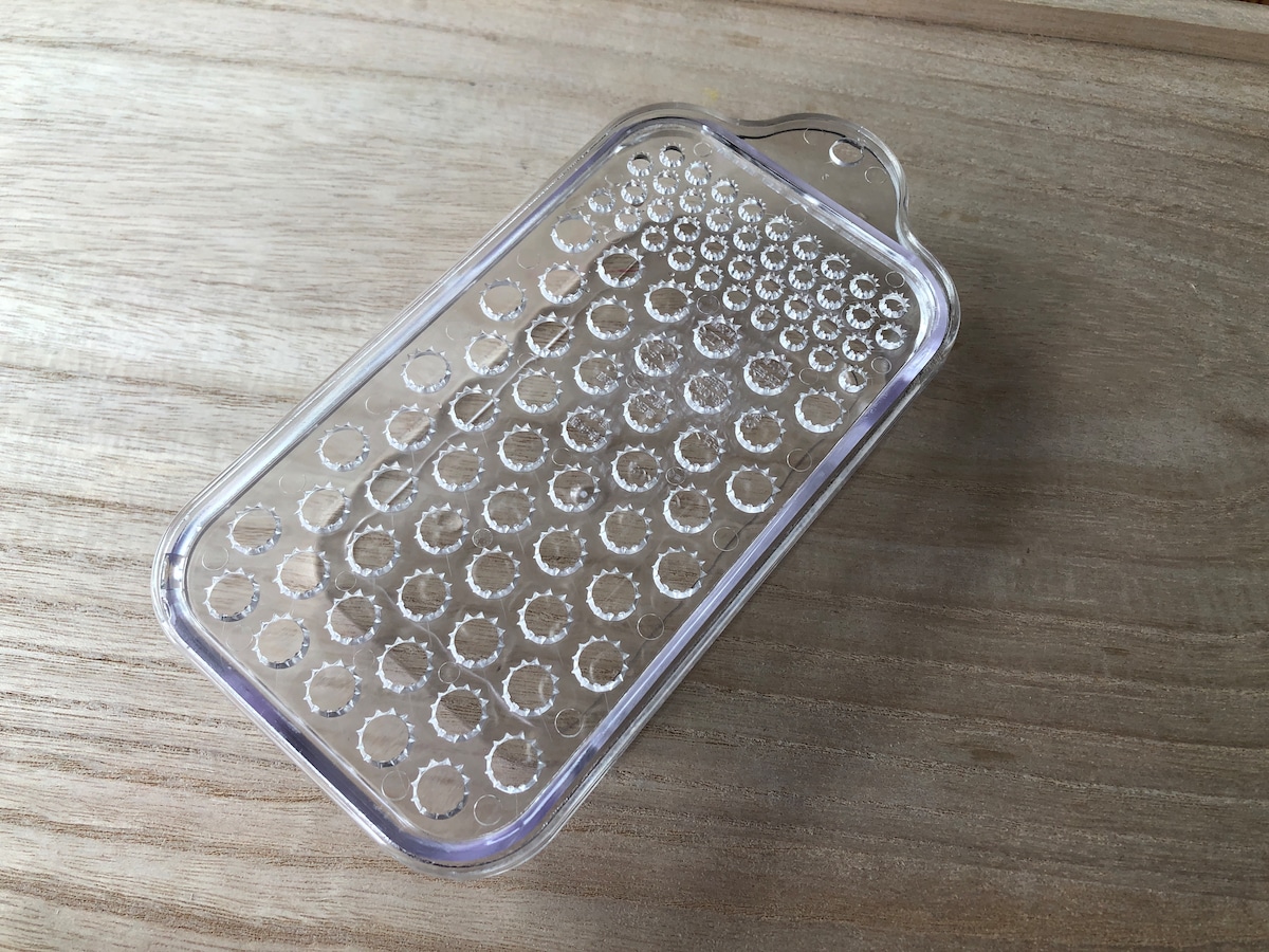 ダイソーの「おろし器」