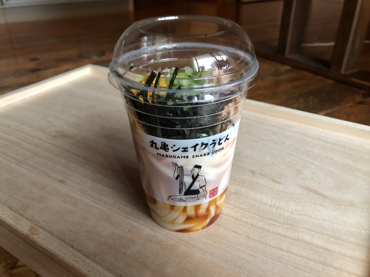 丸亀製麺の丸亀シェイクうどん「ピリ辛肉そぼろぶっかけうどん」