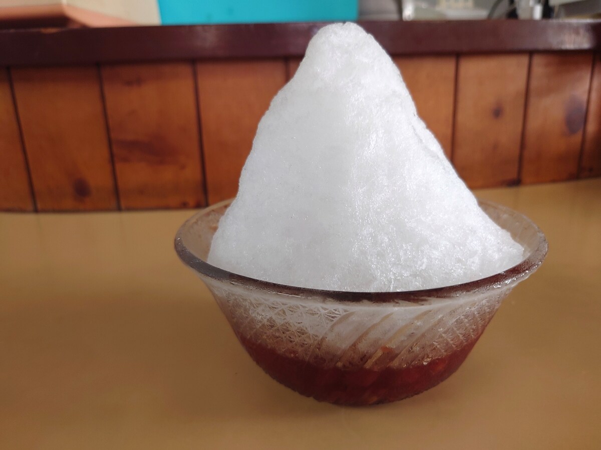 沖縄ぜんざいの基本形、千日の「アイスぜんざい」400円（税込）