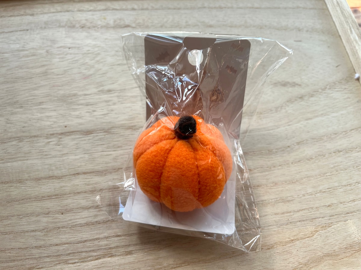 セリアの「ボアパンプキン」