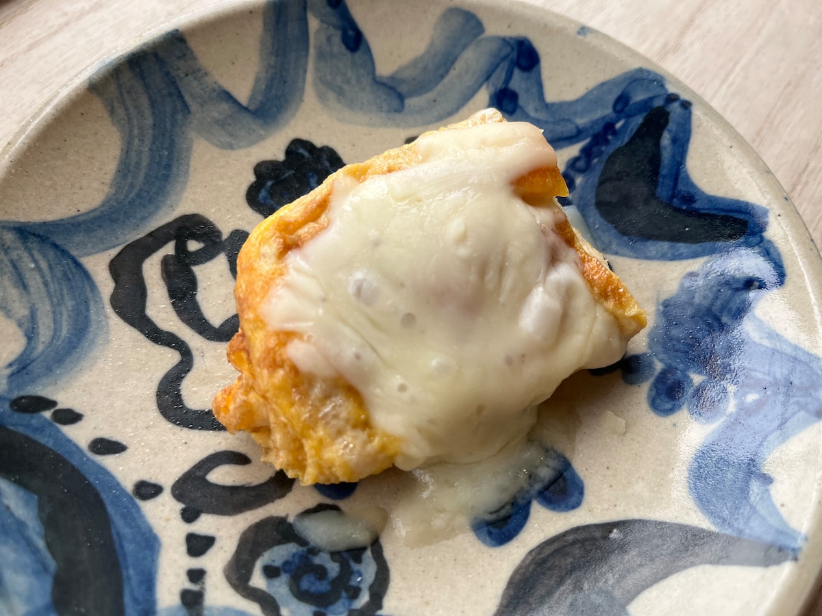 ドン・キホーテの「とろけるミックスチーズ」を卵焼きに乗せてレンチン