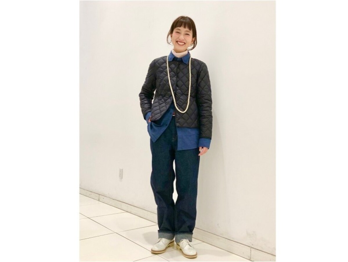 暖かいのに薄手なのでシャツ感覚でレイヤードしても◎　出典：WEAR