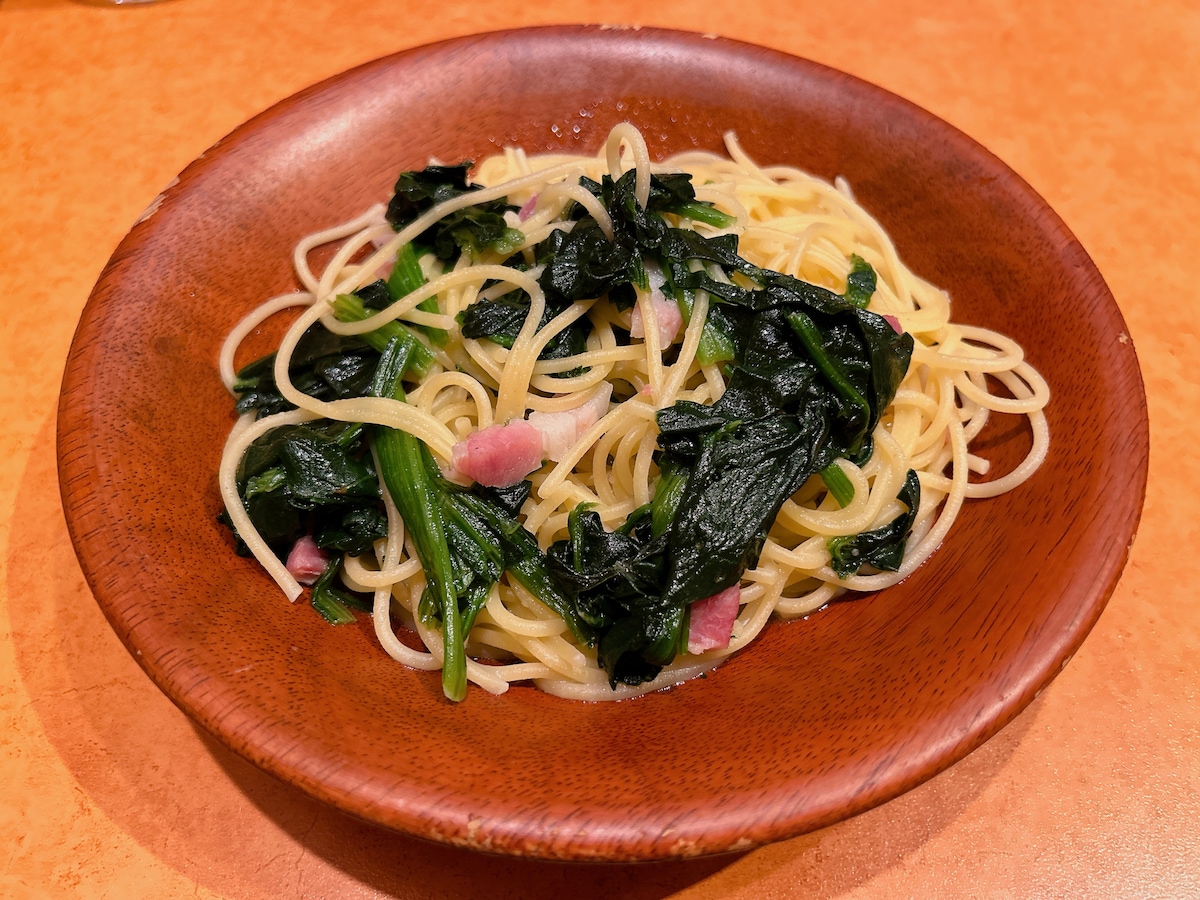食べられるのはランチだけ！ 「ほうれん草とパンチェッタのスパゲッティ」