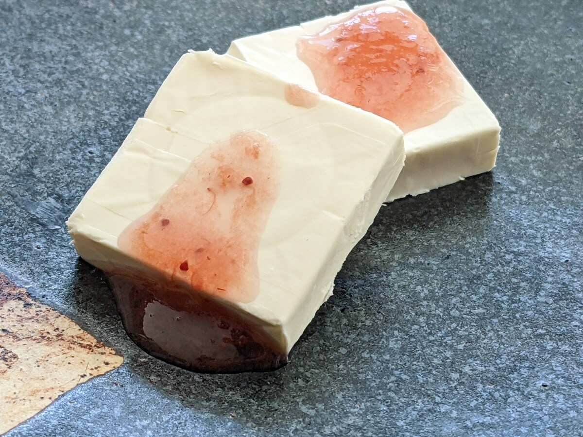 「牛乳と混ぜる いちごミルクの素」