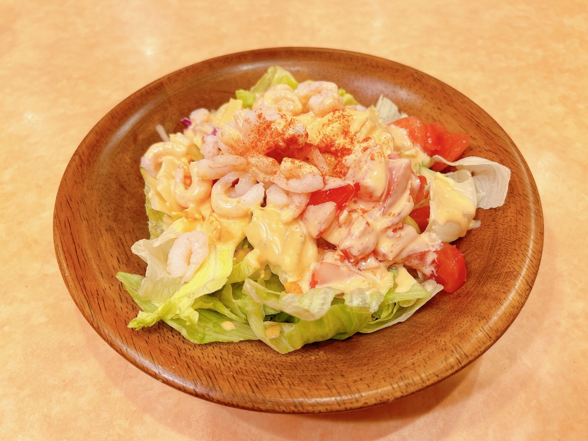 サイゼリヤのサラダがおすすめ！