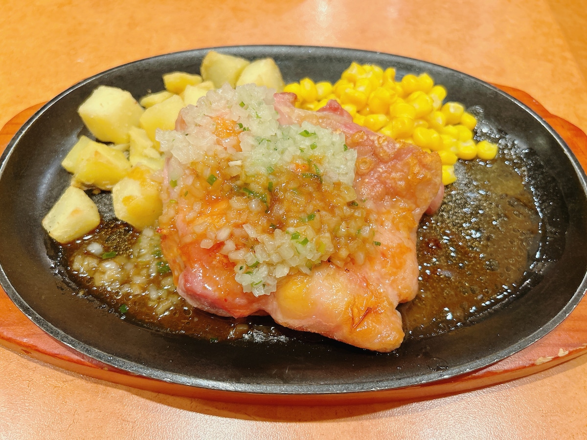 食べ応えがあるチキンやラムは満足感もアップ