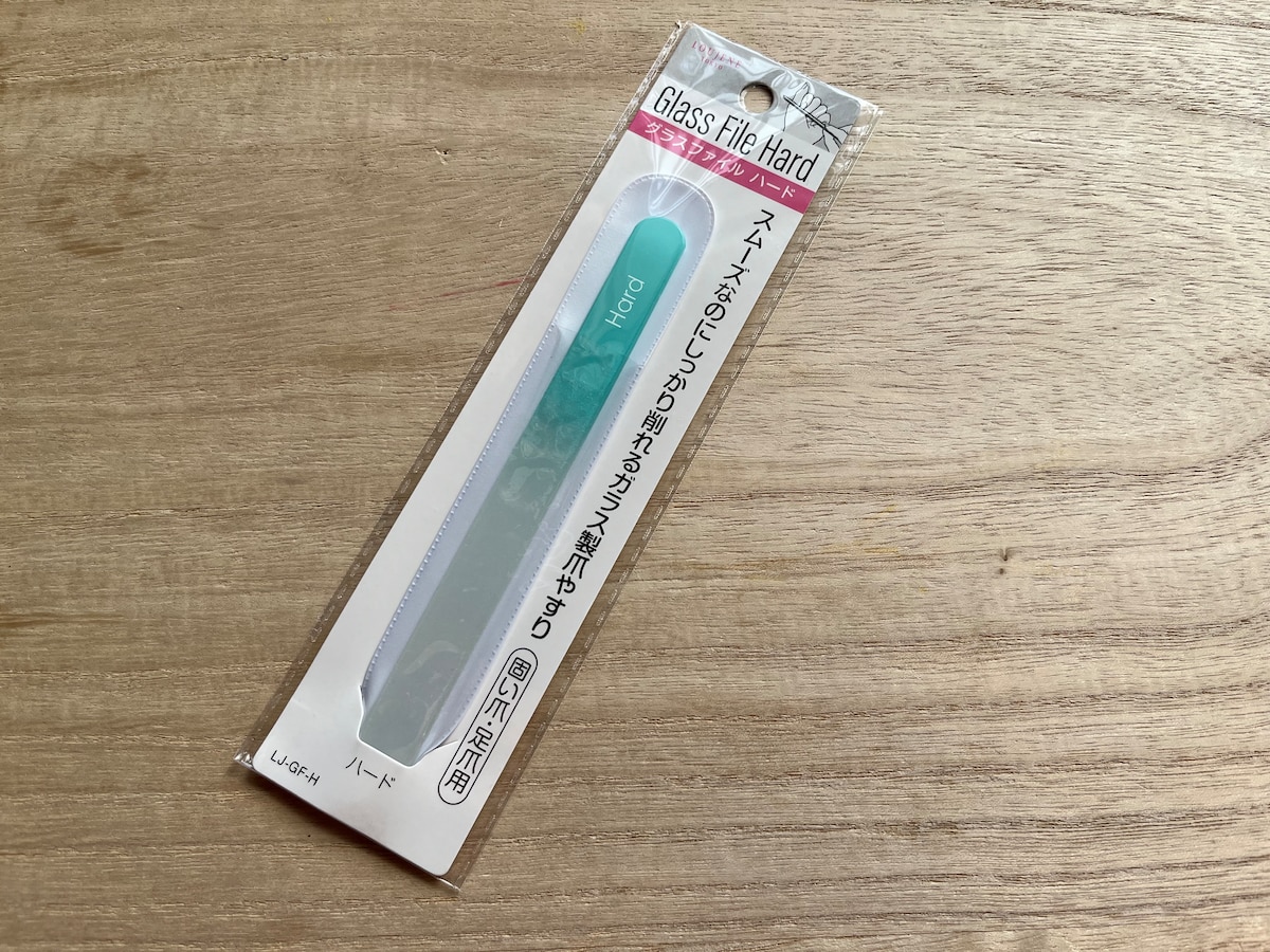 セリアの「グラスファイル　ハード」