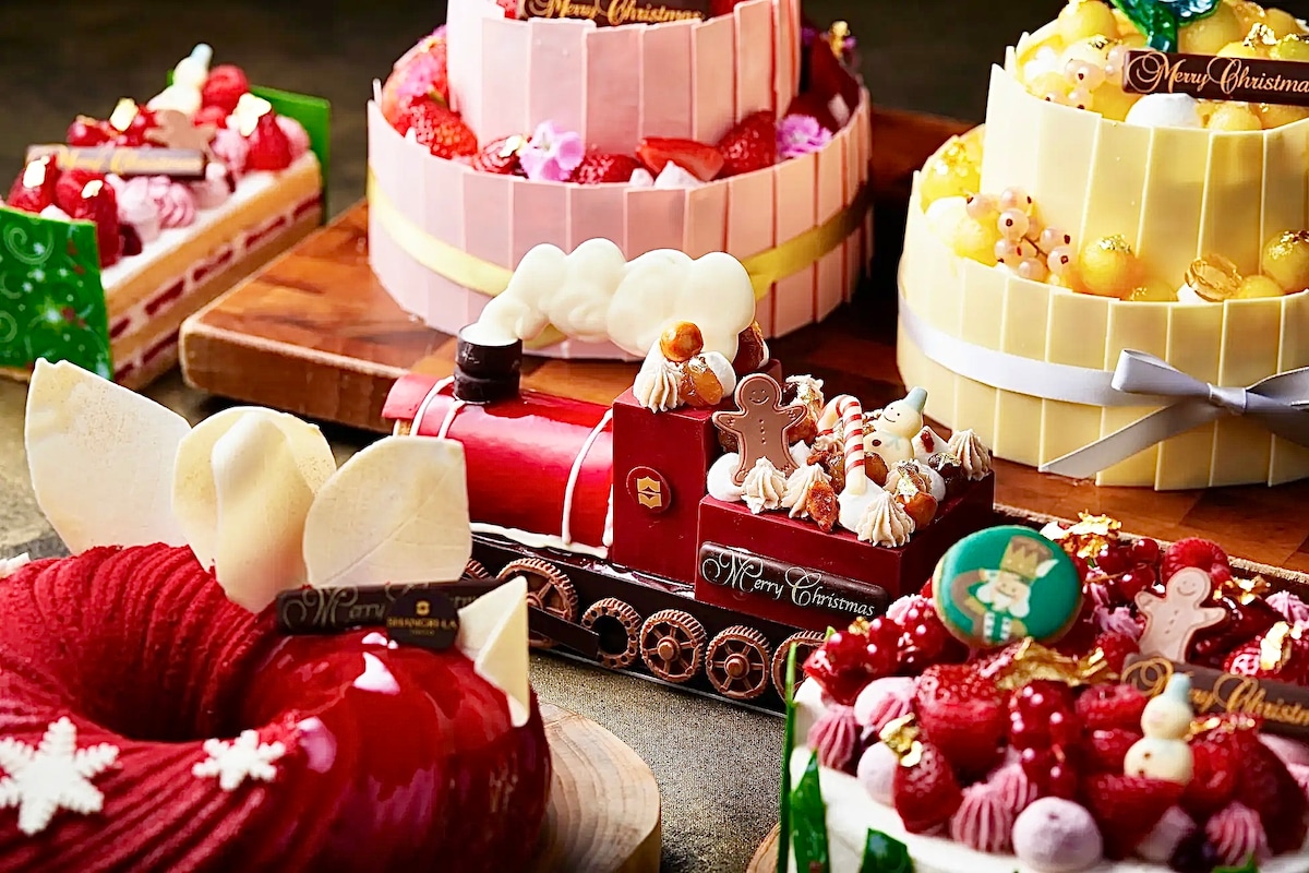 「シャングリ・ラ 東京」には他にも魅力的なクリスマスケーキがたくさん
