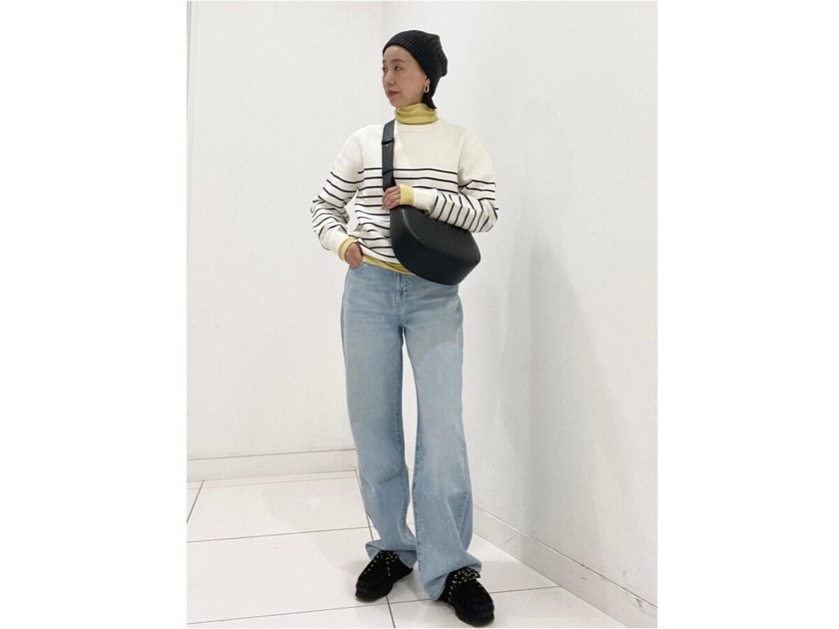 \シンプルであたたかく、流行り廃りなく着まわせるニットキャップ　出典：StyleHint