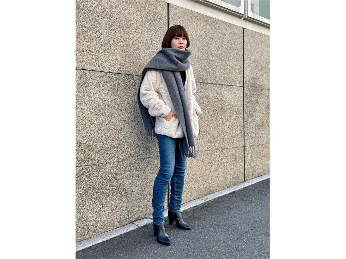 程よい厚みのある素材が使いやすく、シルエットもきれいに決まる　出典：StyleHint