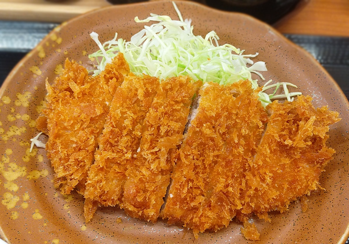 ロースカツは80g