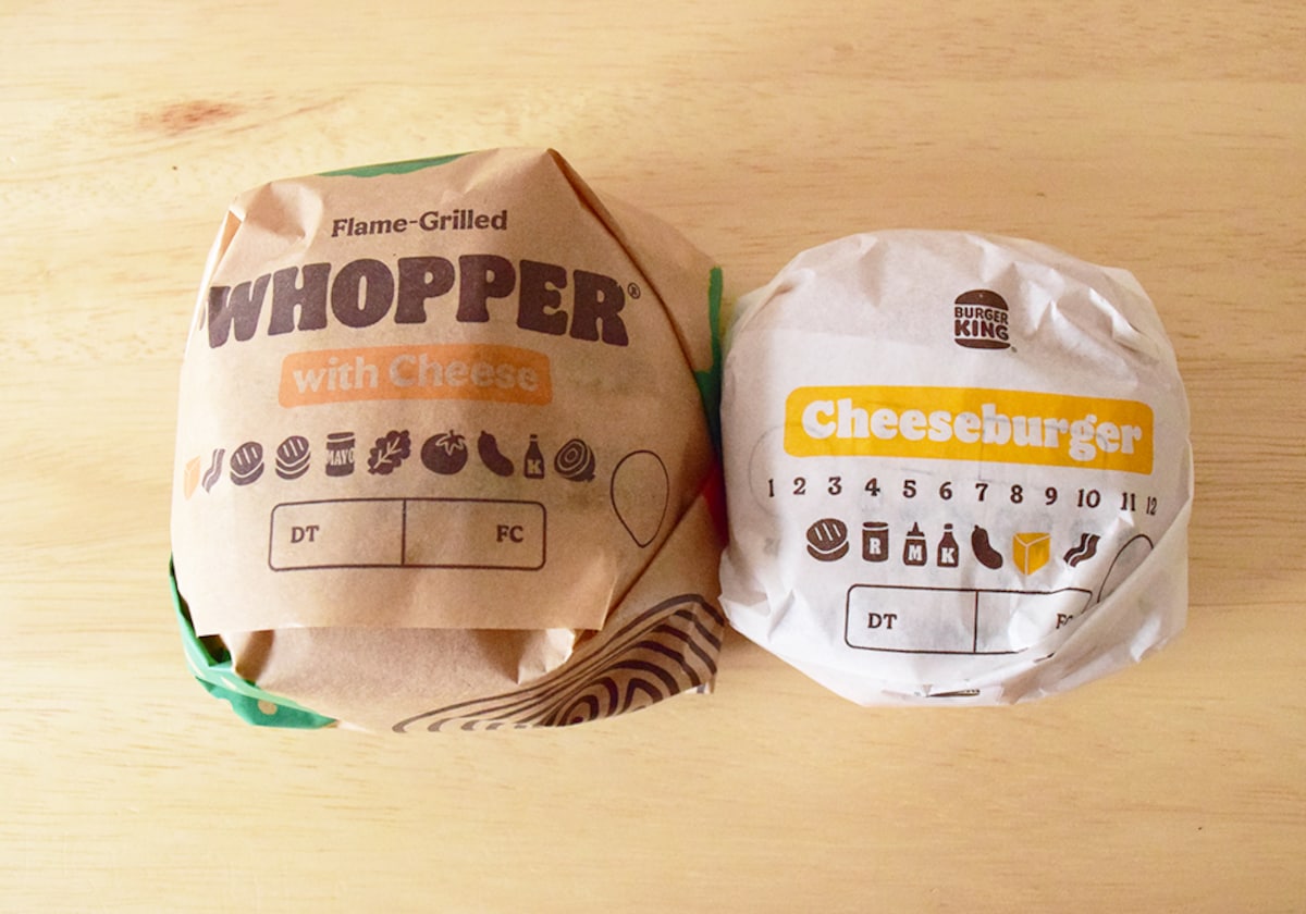 バーガーキングのワッパーとハンバーガーのサイズ比較