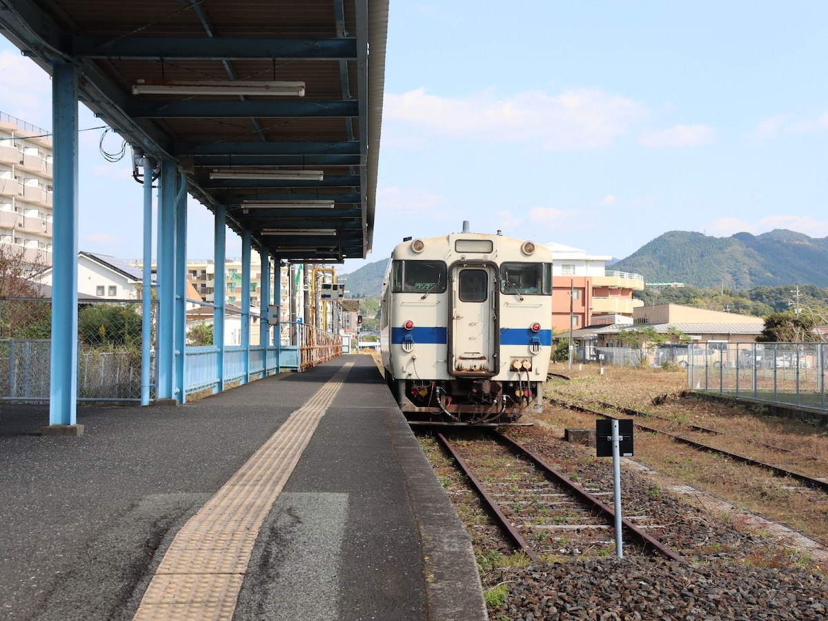 志布志駅