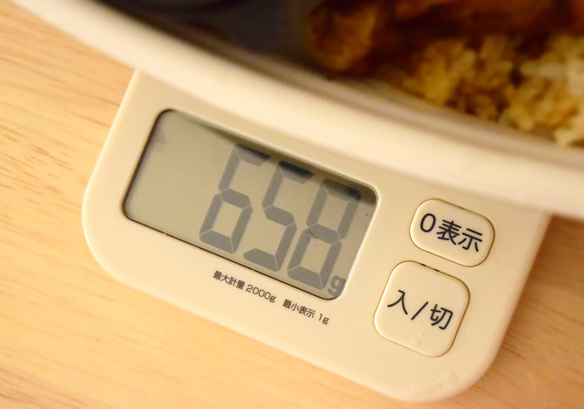 重さ測定したところ658g