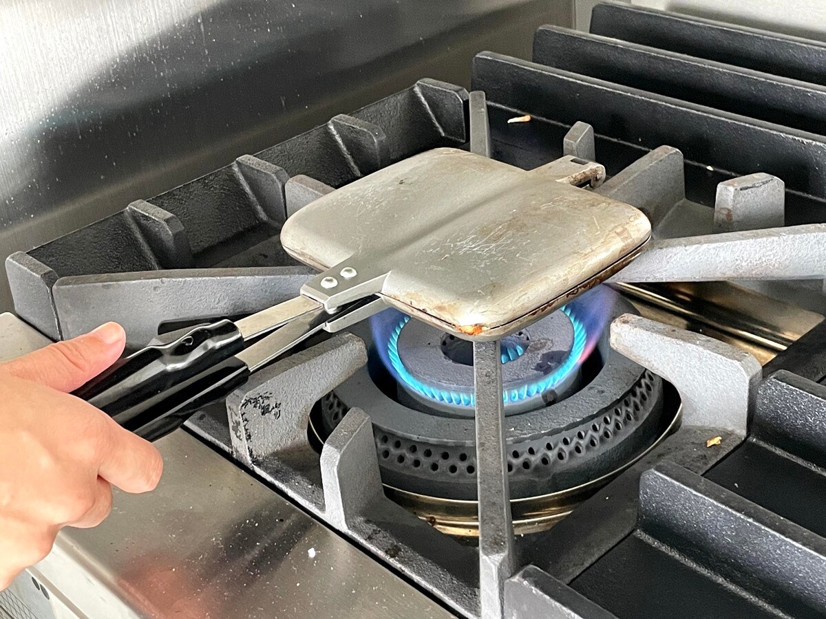 従来のホットサンドの作り方