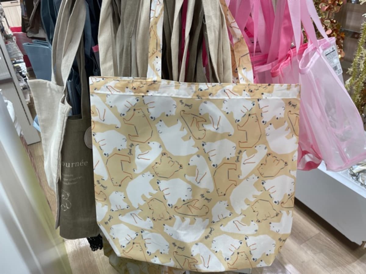 セリア　トートバッグ